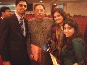 Ritu Samdani, Nitin Shinare and Bhavna Talreja with Mr. Vithal Kamat 